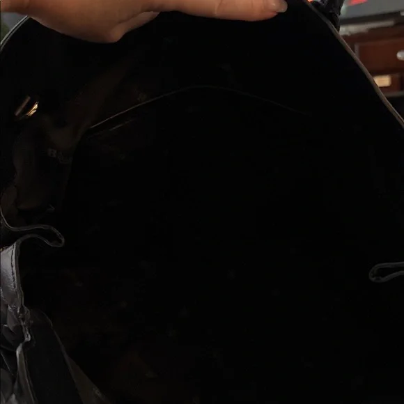 A. Bellucci italian leather Black Crocodile-Embossed Women's satchel. - Picture 10 of 11